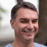 flavio-se-manifesta-apos-pgr-recomendar-prisao-domiciliar-de-bolsonaro