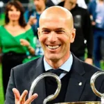 zidane-aceita-assumir-a-franca-apos-a-copa,-e-sucessao-de-deschamps-ja-tem-acordo,-diz-jornal