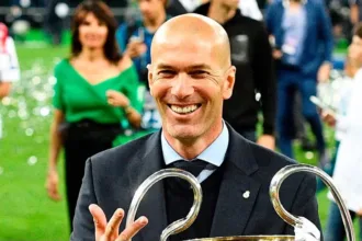 zidane-aceita-assumir-a-franca-apos-a-copa,-e-sucessao-de-deschamps-ja-tem-acordo,-diz-jornal