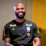 “sentimento-que-so-me-enche-de-orgulho”,-igor-thiago-destaca-trajetoria-ate-a-selecao