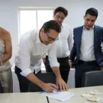 vilela-firma-parceria-com-a-ufg-no-hmap-e-amplia-atendimento-em-aparecida