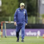 ancelotti-diz-que-lista-da-selecao-brasileira-para-copa-do-mundo-esta-quase-fechada,-mas-que-restam-4-vagas