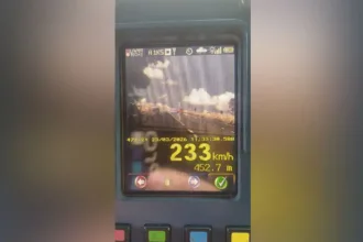 video:-prf-flagra-bmw-a-233-km/h-na-br-060,-em-jatai