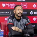 “vamos-entrar-na-competicao-para-ser-campeoes”,-diz-vladimir-sobre-copa-verde