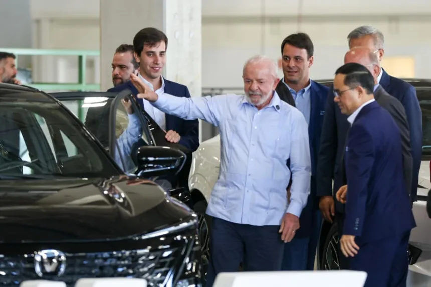 em-go,-lula-volta-a-falar-em-enfrentar-o-endividamento-dos-brasileiros
