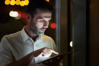 ia-na-advocacia:-76%-dos-profissionais-em-goias-e-mais-6-estados-usam-a-tecnologia-com-frequencia