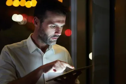 ia-na-advocacia:-76%-dos-profissionais-em-goias-e-mais-6-estados-usam-a-tecnologia-com-frequencia