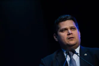 relator-da-cpmi-do-inss-pede-indiciamento-de-ex-assessor-de-alcolumbre