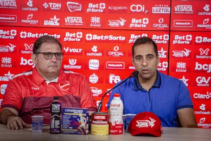 vice-presidente-do-vila-revela-que-cantor-gusttavo-lima-teve-participacao-decisiva-na-contratacao-do-tecnico-guto-ferreira