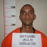 suspeito-de-explodir-caixa-eletronico-morre-em-confronto-com-a-pm-na-go-040