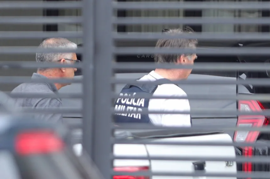 moraes-proibe-drones-perto-da-casa-de-bolsonaro-e-da-ordem-para-a-pm