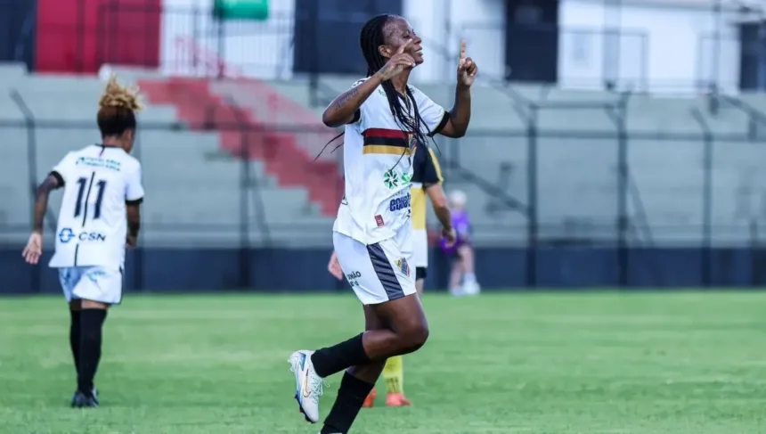 planalto-goleia-fora-de-casa-e-assume-lideranca-do-grupo-no-brasileirao-a3-feminino