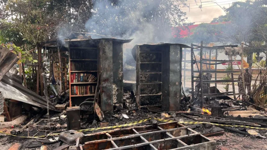 bh:-veja-como-ficou-a-biblioteca-a-ceu-aberto-apos-incendio-–-estado-de-minas