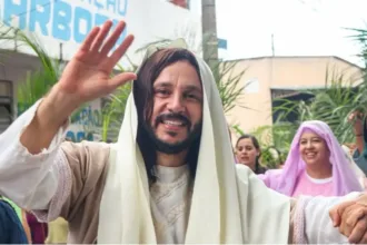 procissao-percorre-ruas-de-goiania-no-domingo-de-ramos:-‘a-fe-catolica-e-linda’