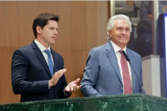 daniel-vilela-assume-o-governo-de-goias-e-projeta-novo-cenario-politico-para-2026