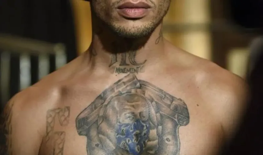 veja-fotos-do-‘presidiario-gato’-que-recebia-dinheiro-e-nudes-de-fas-na-penitenciaria