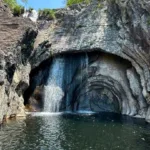 cachoeira-em-goias-com-formato-de-caracol-impressiona-turistas-e-viraliza;-veja-fotos