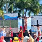 34a-caminhada-de-fe-em-trindade-tera-novo-horario,-cenas-noturnas-e-efeitos-especiais