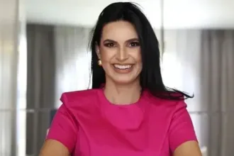 fabianne-leao-se-filia-ao-psdb-em-inhumas-e-reforca-grupo-de-marconi 