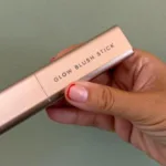 testamos-o-blush-em-bastao-da-oceane:-‘brilho-delicado-e-elegante’-–-uol