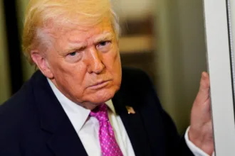 trump-diz-que-considera-‘seriamente’-tirar-os-eua-da-otan-–-g1