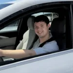 influenciador-se-torna-o-primeiro-condutor-com-sindrome-de-down-habilitado-em-goias