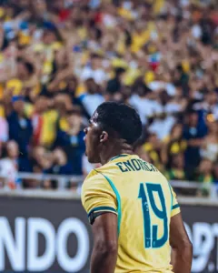 destaque-em-vitoria-da-selecao,-endrick-se-emociona-e-mostra-forca-em-briga-por-vaga-na-copa-do-mundo