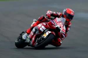 chefe-da-ducatti-revela-que-marc-marquez-busca-melhor-forma-na-motogp-apos-lesao-no-ultimo-ano