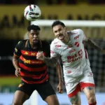 na-estreia-de-guto-ferreira,-vila-nova-fica-no-empate-com-o-sport-na-ilha-do-retiro
