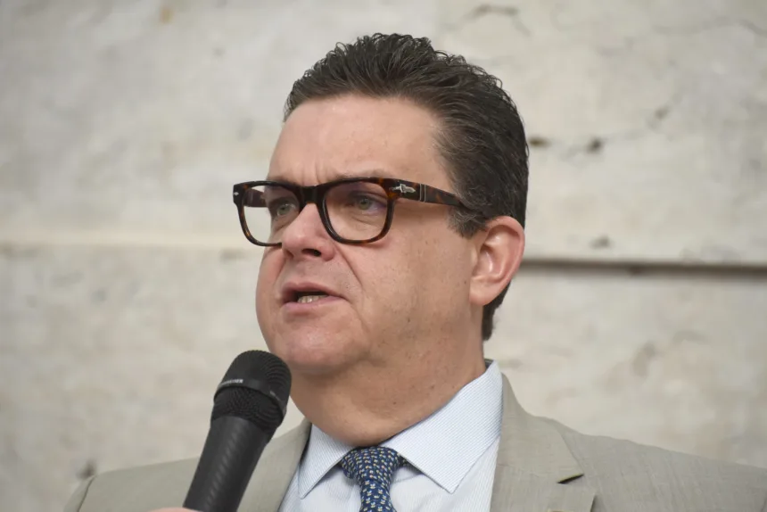 wolney-desiste-de-eleicao-para-deputado-e-continuara-no-governo-lula