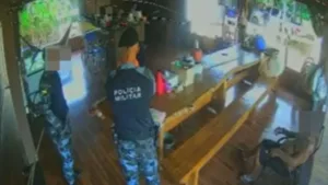 moradores-denunciam-violacao-de-domicilio-e-ameacas-de-pms-durante-buscas-por-foragido-em-petrolina