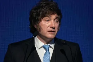 milei-expulsa-diplomata-iraniano-da-argentina