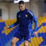 apos-um-mes-fora,-cristiano-ronaldo-volta-a-ser-relacionado-para-jogo-do-al-nassr