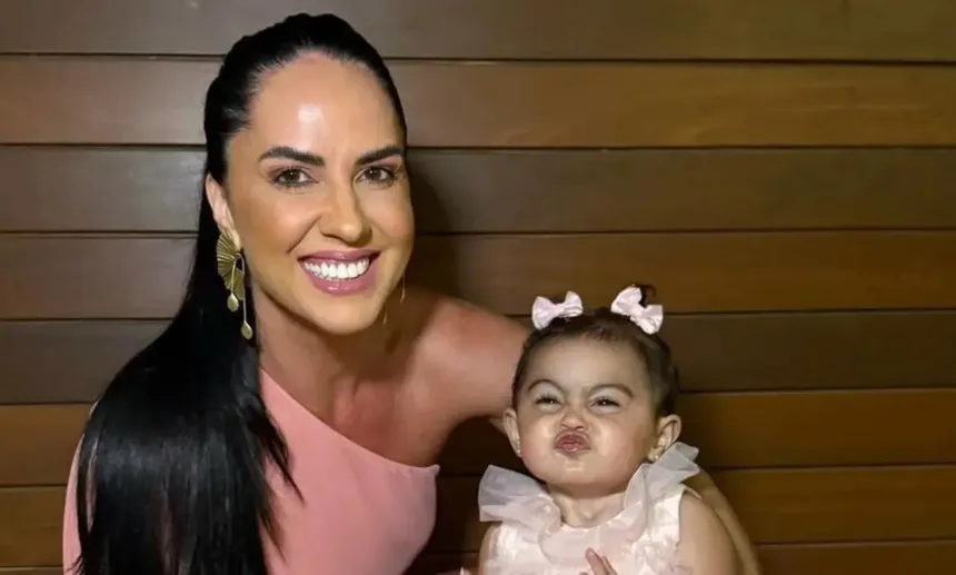 filha-de-graciele-lacerda-e-zeze-di-camargo-combina-vestido-com-tenis-e-encanta-web;-veja-foto