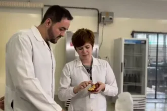 engenheiro-quimico-de-goiania-diz-ter-criado-chocolate-com-zero-gordura-e-conservantes