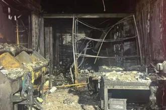 familia-cria-vaquinha-apos-incendio-destruir-loja-de-brinquedos-em-goiania