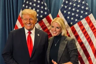 caso-epstein:-trump-demite-secretaria-de-justica-dos-eua