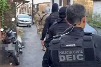 quadrilha-que-usava-aviao-em-furtos-a-joalherias-e-alvo-de-operacao-em-goias-e-outros-7-estados