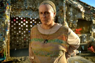 mae-lucinda:-globo-negocia-participacao-de-vera-holtz-em-“avenida-brasil-2”