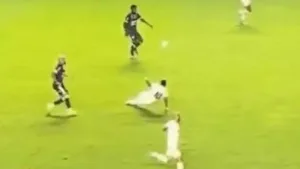 video-de-neymar-“caindo”-em-santos-x-remo-repercute-nas-redes;-entenda-–-cnn-brasil