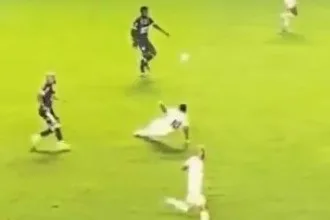 video-de-neymar-“caindo”-em-santos-x-remo-repercute-nas-redes;-entenda-–-cnn-brasil