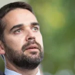 eduardo-leite-lamenta-queda-de-aviao-no-rs:-“triste-acontecimento”