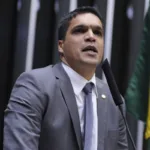 “gloria-a-deus”:-cabo-daciolo-diz-que-disputara-a-presidencia-em-2026
