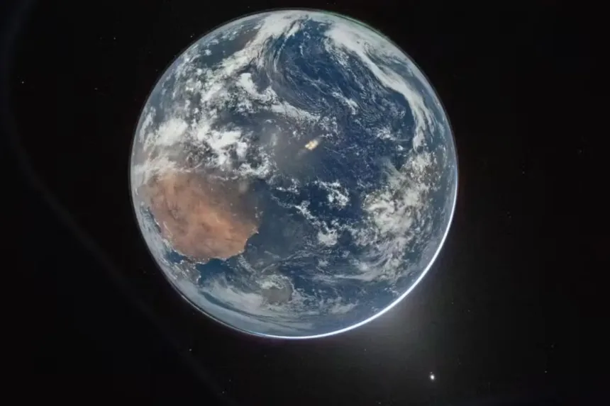 veja-as-primeiras-fotos-da-terra-tiradas-pelos-astronautas-da-missao-artemis