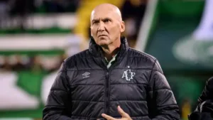 brasileirao-serie-a-ja-teve-nove-tecnicos-demitidos-em-nove-rodadas;-ultimo-foi-gilmar-dal-pozzo-na-chapecoense