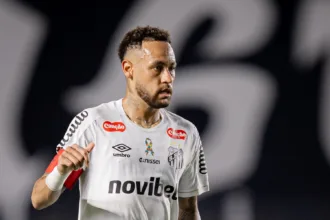 arbitro-relata-desrespeito-de-neymar-sobre-cartao-que-o-tirou-do-jogo-contra-o-flamengo