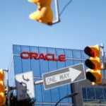 oracle-promove-demissoes-em-massa-para-investir-em-ia,-diz-tv