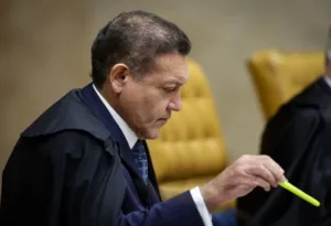 nunes-marques-e-esposa-viajaram-em-voo-bancado-por-advogada-do-master