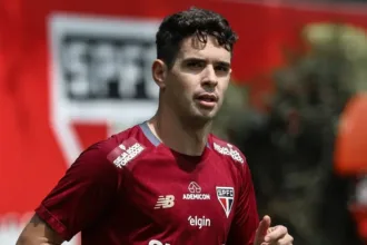 apos-problema-de-saude-e-rescisao-com-sao-paulo,-oscar-anuncia-aposentadoria:-“meu-coracao-parou”