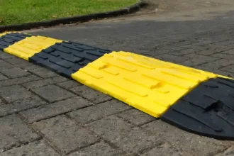 quebra-molas-de-borracha-sao-instalados-em-tres-pontos-de-goiania